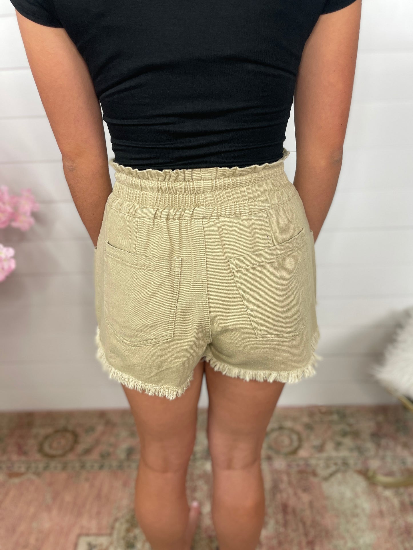 Nyra Shorts | Taupe